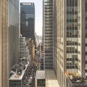 4* מלון Doubletree By Hilton Midtown Fifth Ave