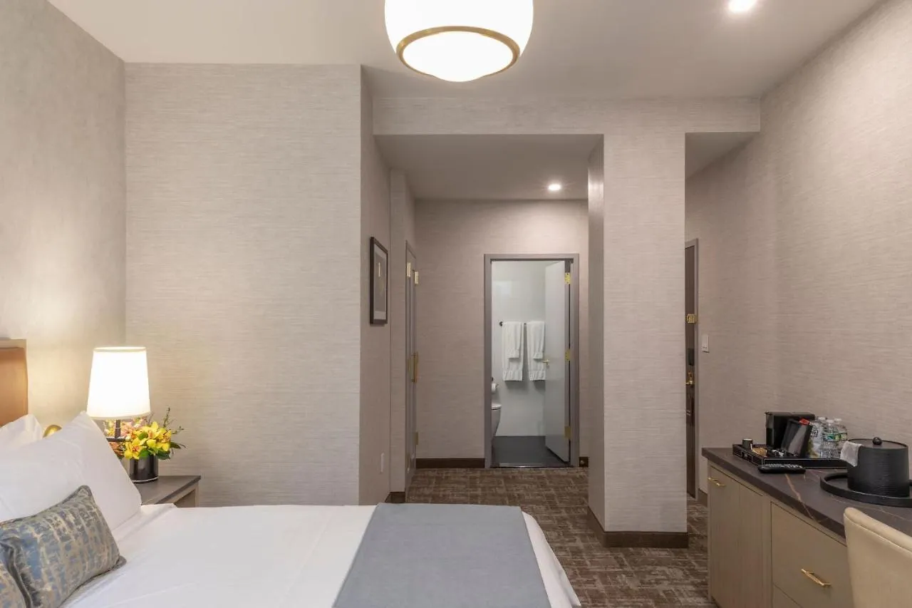 Broadway Plaza Hotel New York 4*,  USA